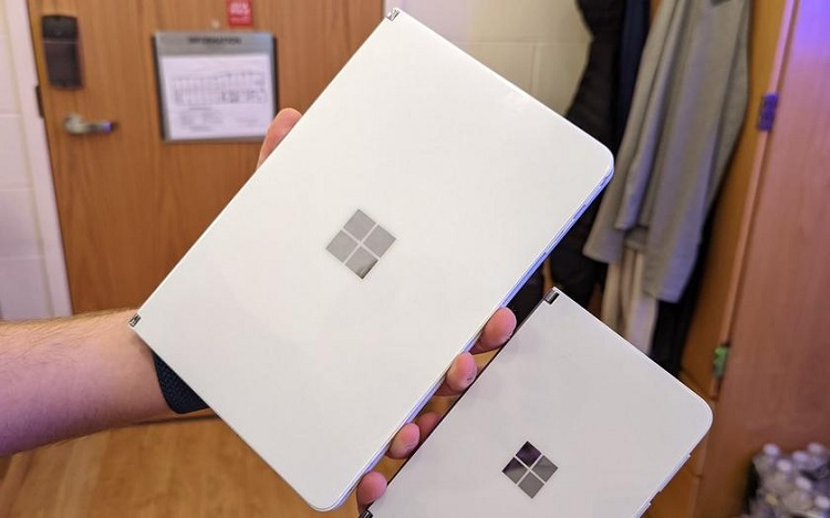 Прототип невышедшего складного планшета Microsoft Surface Neo показался на фото