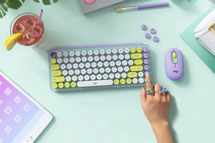 Logitech представила яркие мышь и механическую клавиатуру с выделенными клавишами для смайликов