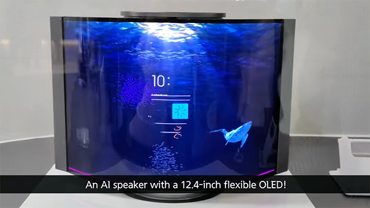 Samsung показала умный динамик с разгибающимся 12,4-дюймовым экраном