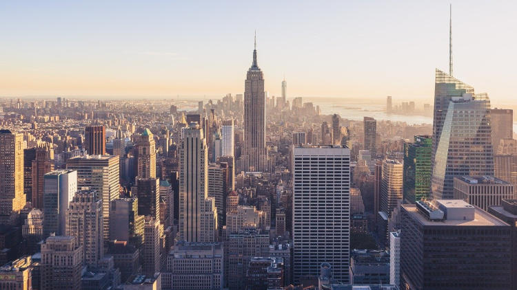 Новый мэр Нью-Йорка получил свою первую зарплату в криптовалюте