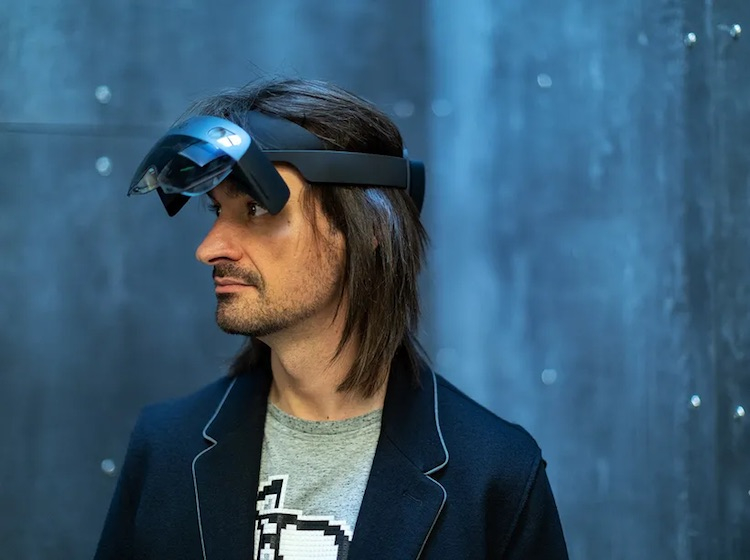 Microsoft заявила, что у подразделения HoloLens всё в порядке, несмотря на слухи об отмене HoloLens 3