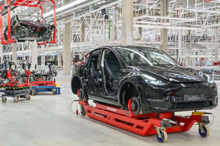 Tesla наконец разрешили запустить производство на заводе под Берлином