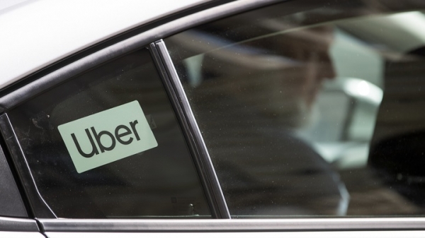 Uber ввел "надбавку на бензин" в США