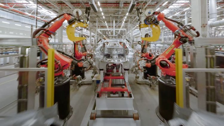 К концу апреля новый завод Tesla в Германии сможет выпускать по 1000 электромобилей в неделю