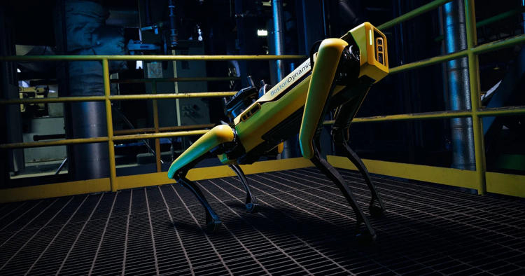 Boston Dynamics обновила робопса Spot — новые камеры и внешние блоки, поддержка 5G и не только