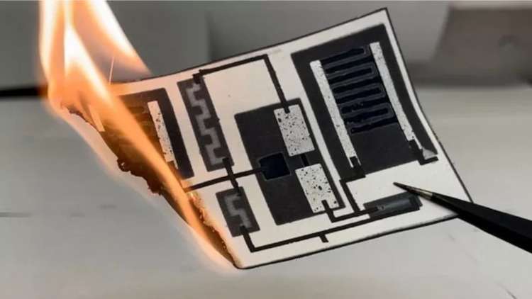 Разработана технология создания бумажных печатных плат для одноразовой электроники