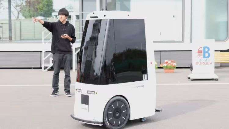 Honda показала прототипы компактных беспилотных авто, которым даже не нужны карты местности