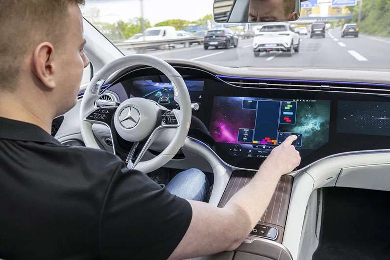 Mercedes-Benz DRIVE PILOT стал первым автопилотом третьего уровня, сертифицированным для использования на дорогах США
