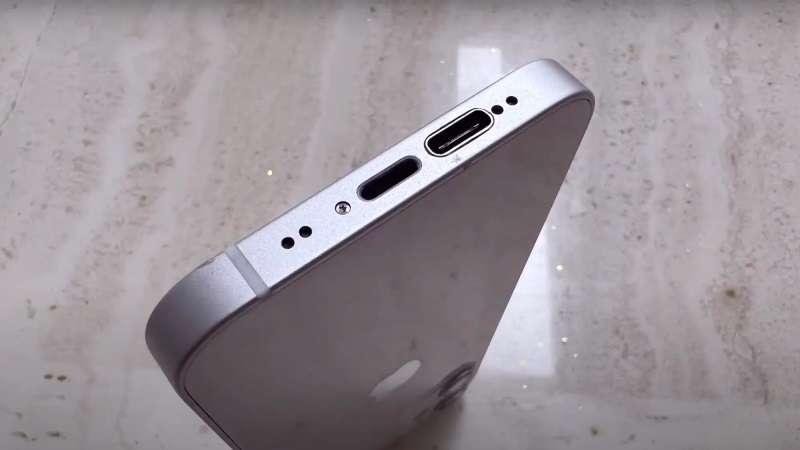 Энтузиаст создал iPhone с разъёмами Lightning и USB Type-C