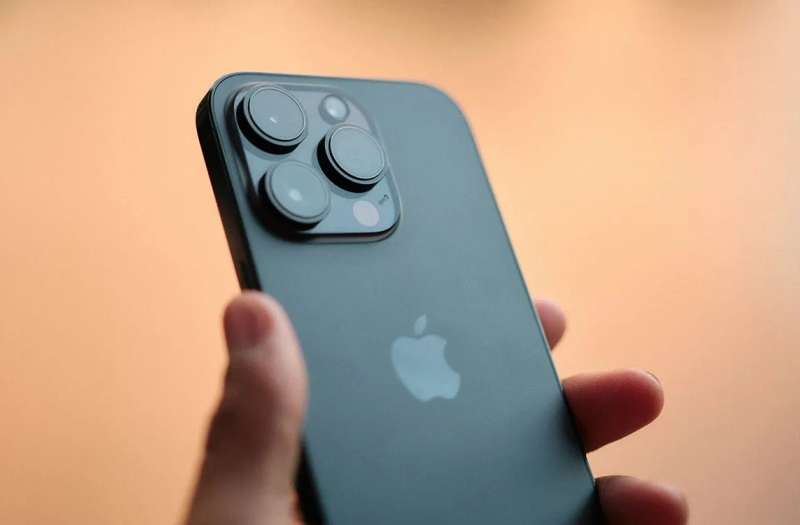 Слухи: в 2024 году Apple выпустит iPhone Ultra, который будет стоить дороже iPhone Pro Max