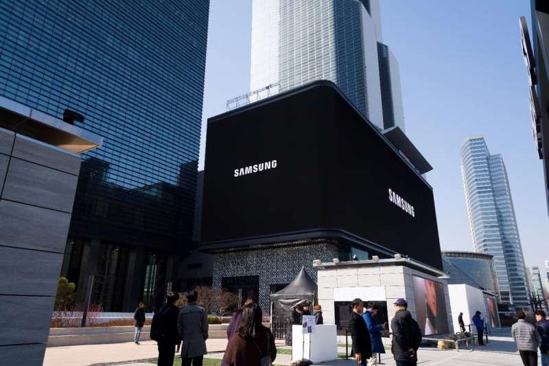 Samsung опровергла слухи о создании команды для разработки собственных мобильных CPU