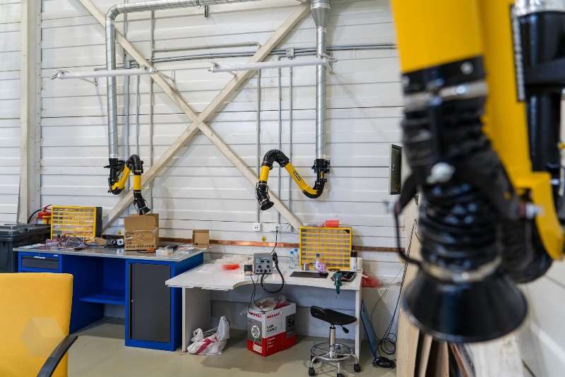 «Яндекс» открыл в Москве центр разработки складских роботов