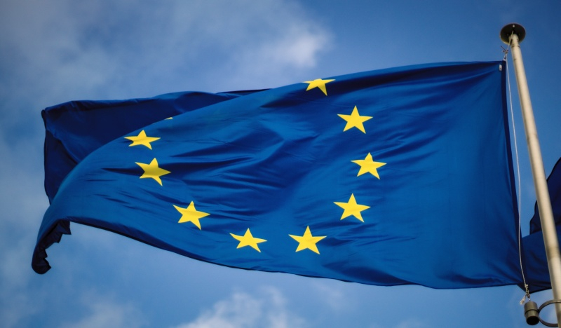 ЕС намерен заставить разработчиков ИИ лицензировать свои решения — это больно ударит по открытому ПО и GitHub