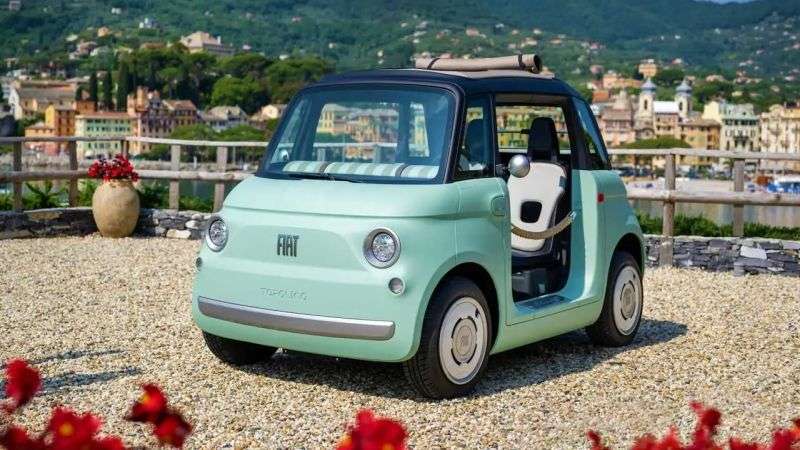 Fiat Topolino возрождён в форме электрического квадрицикла — на нём можно ездить без прав (в Европе)