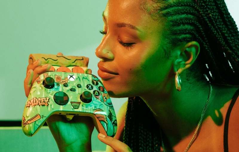 Microsoft создала контроллер Xbox с ароматом пиццы — он посвящён черепашкам-ниндзя