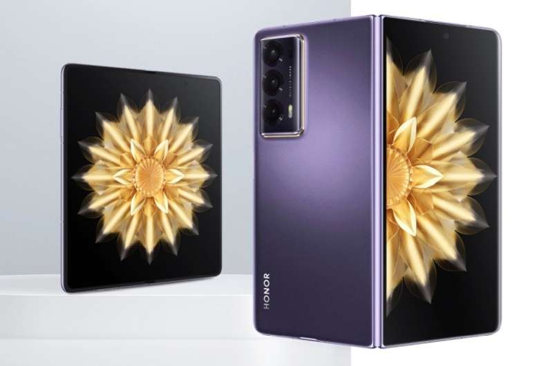 Honor представила самый тонкий складной смартфон в мире — Magic V2 с разогнанным Snapdragon 8 Gen 2 и ценой от $1250