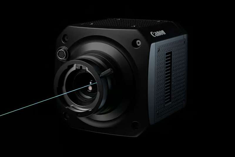 Canon представила первую в мире коммерческую камеру для съёмок цветного видео в кромешной тьме