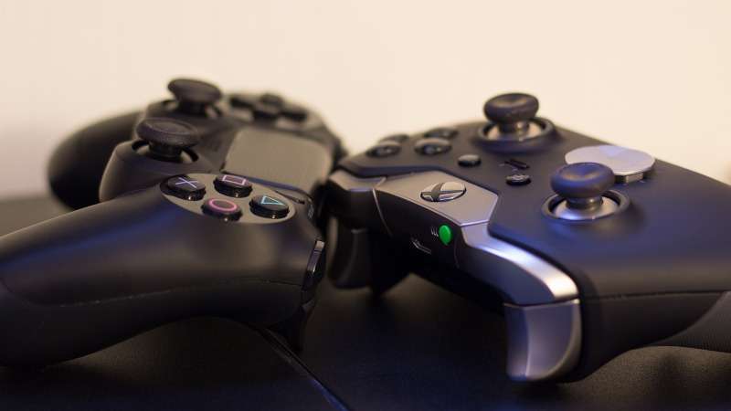 В России продажи Xbox и PlayStation подскочили в 3 раза в августе