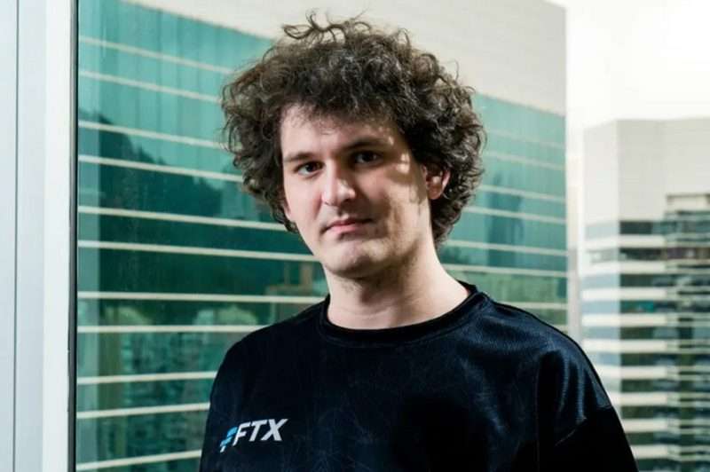 Основатель криптобиржи FTX Бэнкман-Фрид признан виновным в мошенничестве на $8 млрд