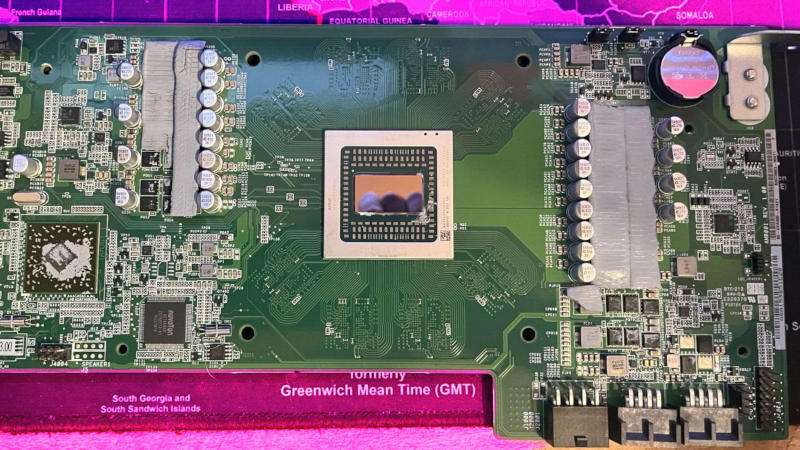 Майнинговые карты AMD BC-250 на бракованных чипах от Sony PlayStation 5 всплыли на eBay
