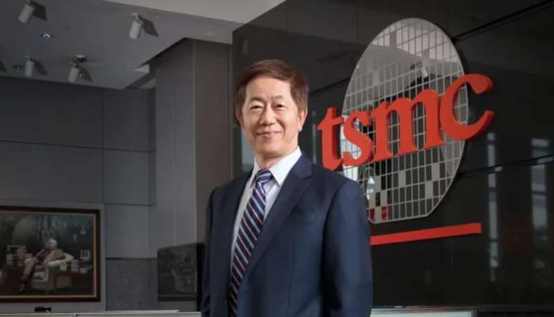 Глава совета директоров TSMC был отправлен в отставку из-за проблем с заводом в США