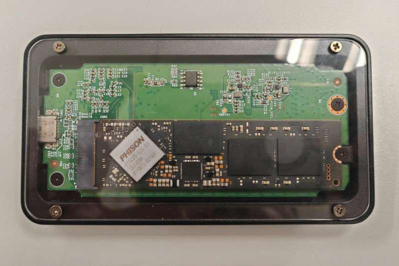 Micron продемонстрировала громоздкие прототипы внешних SSD с USB4