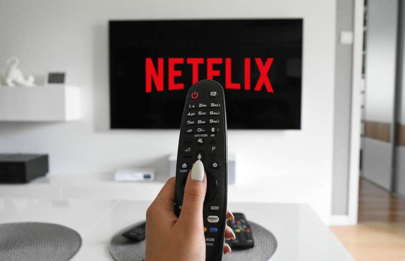 Netflix без рекламы теперь обойдётся на 30 % дороже — сервис закрыл базовый тариф